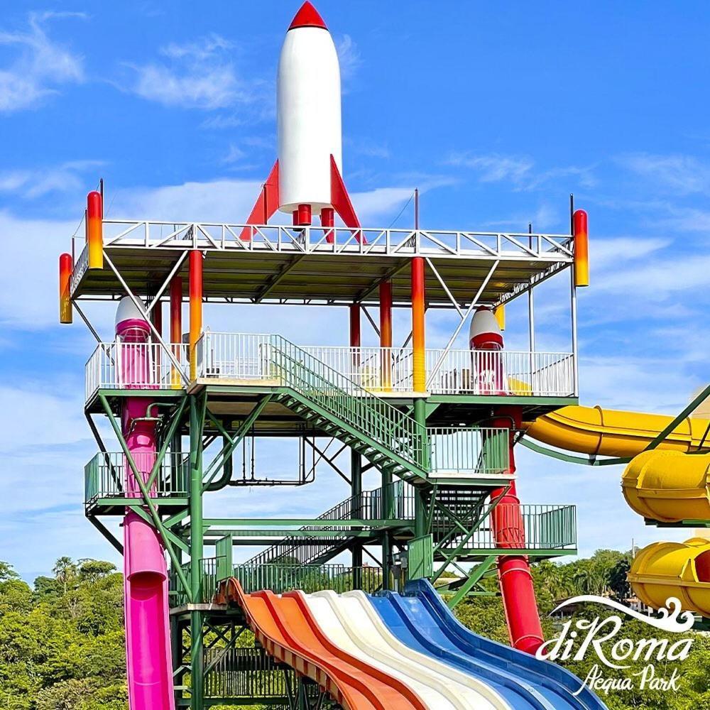 Piazza Diroma Acesso Diroma Acqua Park Gratuito Star Temporada Aparthotel Caldas Novas Buitenkant foto